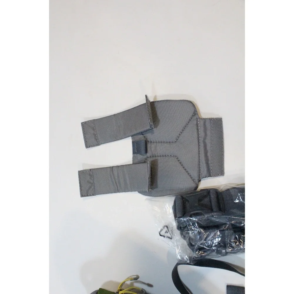 MindShift Multi-Mount 10 Holster Camera Bag Bag ‎ Green & Gray Missing Strap